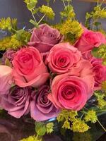 Candlelight & Roses Flowers and Gifts
